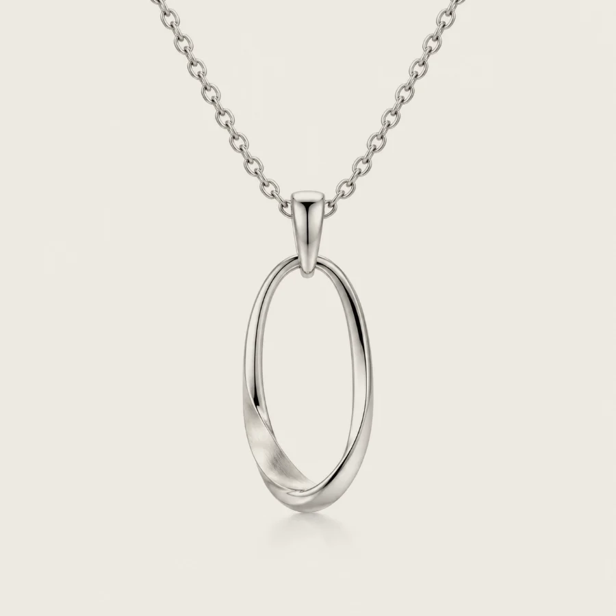 Poise necklace in silver